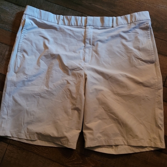 Nike size 42 dri fit shorts - Picture 1 of 3